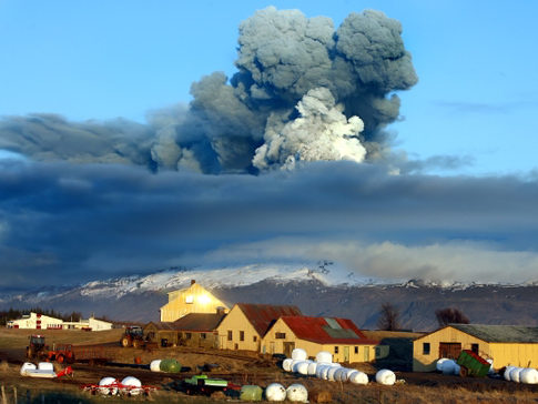 alg_iceland_volcano