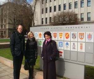 (Left to right: Jörgen Svidén, ECAD Director, Lina Borisevičienė, Kaunas Municipal International Relations Division Chief Specialist and Rasa Šerpytriene, Kaunas A. Žikevičius Safe Child School